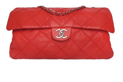 Chanel Medium Wild Stitch Shoulder bag, front view